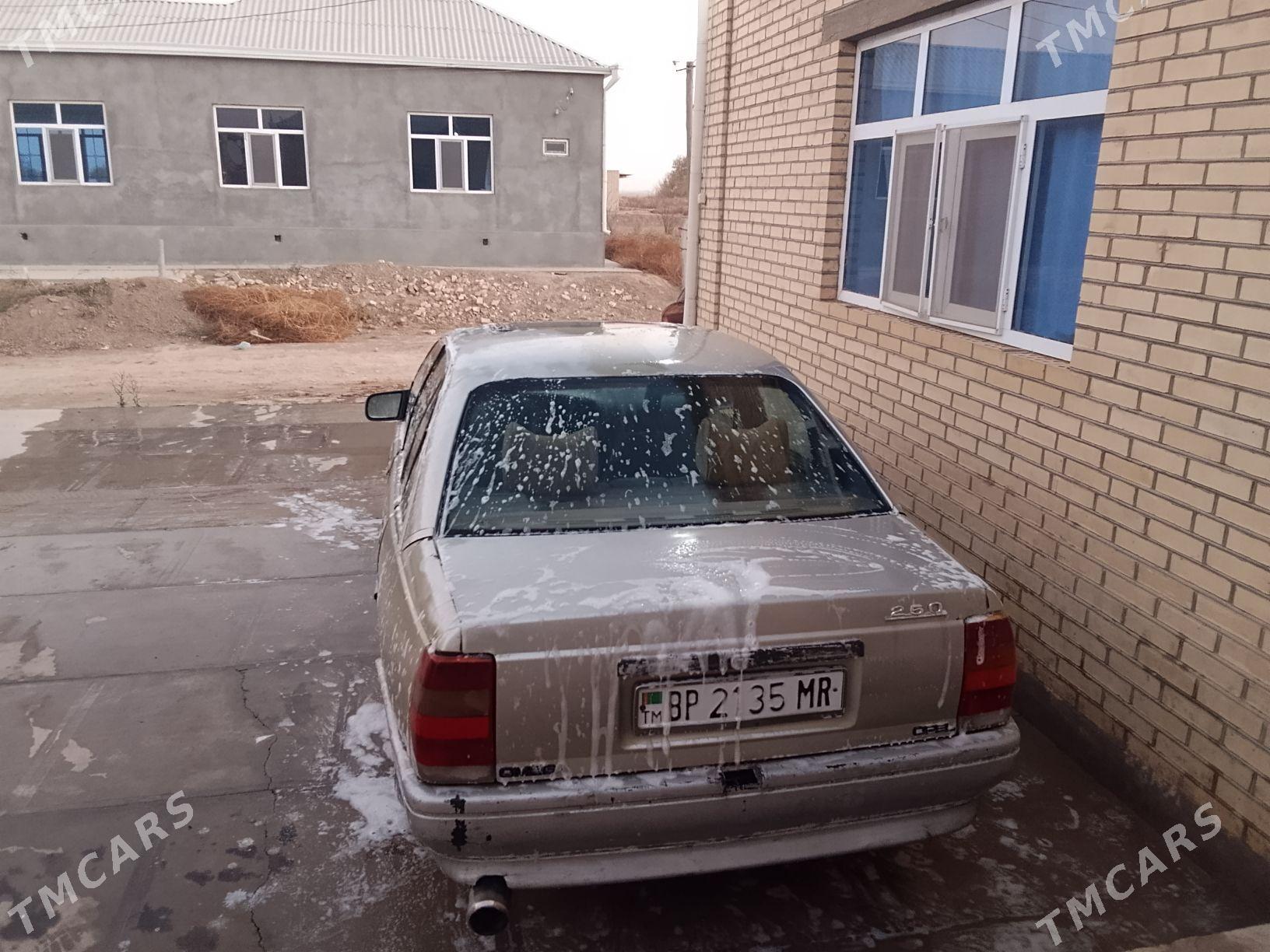 Opel Omega 1989 - 7 000 TMT - Mary - img 2