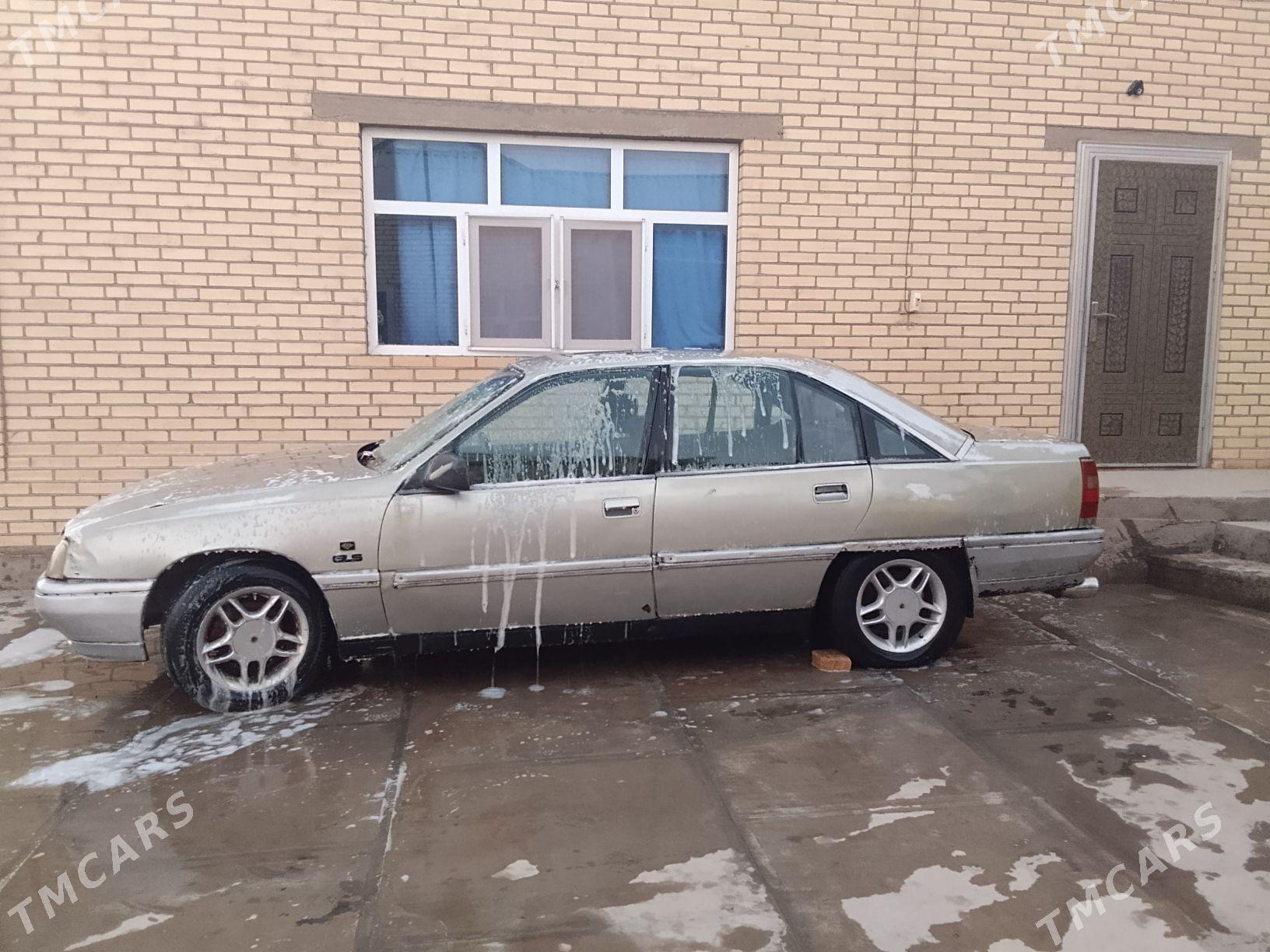 Opel Omega 1989 - 7 000 TMT - Mary - img 3