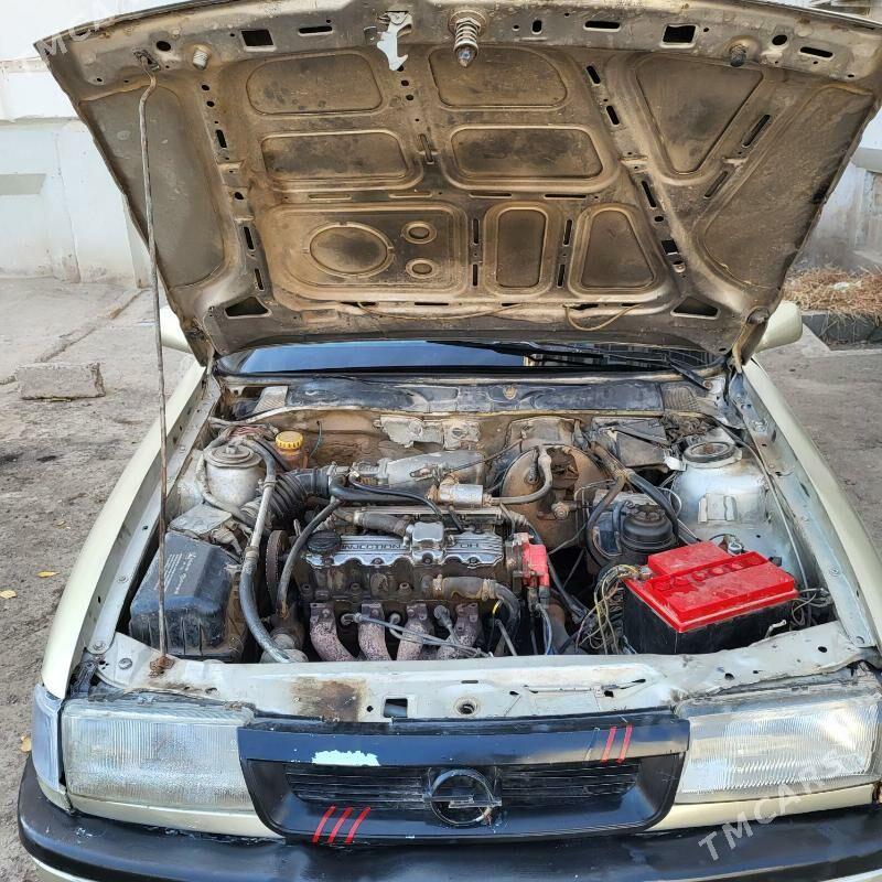 Opel Vectra 1991 - 21 000 TMT - Дашогуз - img 6