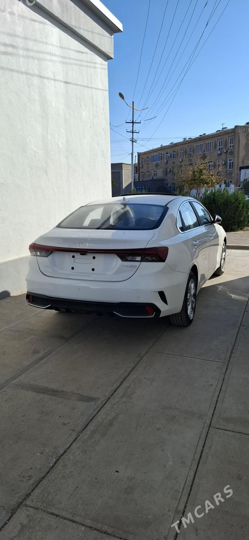 Kia K3 2025 - 300 000 TMT - Балканабат - img 2