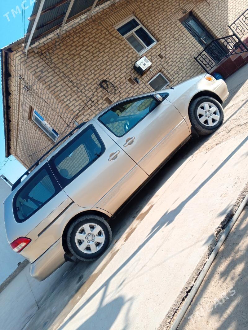 Toyota Sienna 2002 - 165 000 TMT - Векильбазар - img 4