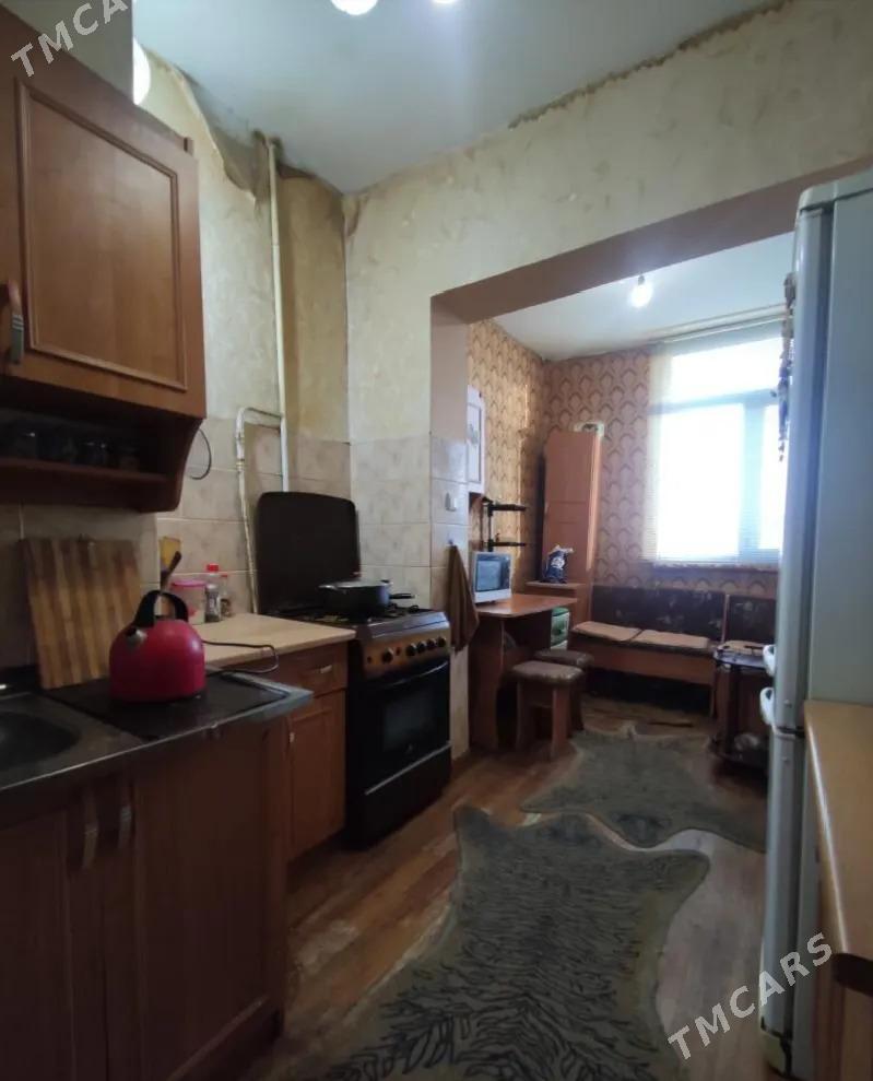 Ipoteka 4mkr 3 kom - 4 mkr - img 10