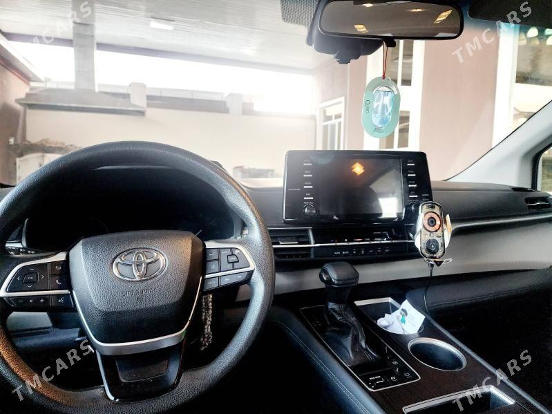 Toyota Sienna 2022 - 450 000 TMT - Мары - img 5