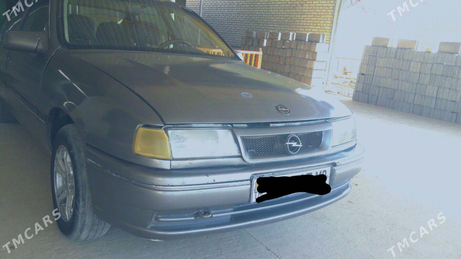 Opel Vectra 1992 - 22 000 TMT - Мургап - img 3