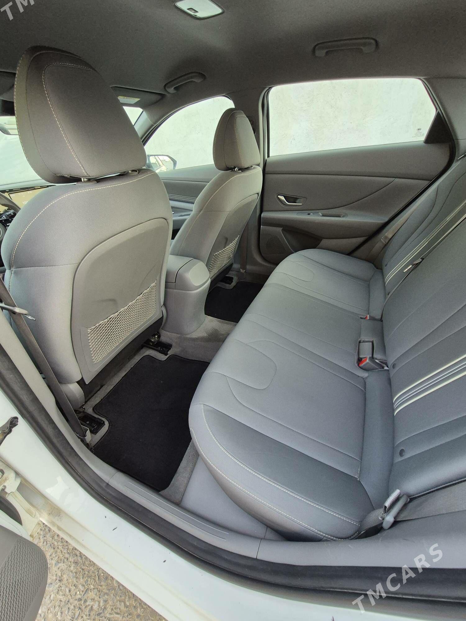 Hyundai Elantra 2021 - 262 000 TMT - Ашхабад - img 6