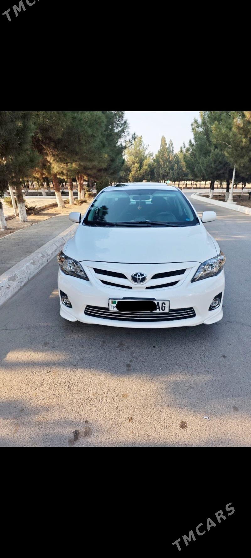 Toyota Corolla 2013 - 235 000 TMT - Aşgabat - img 3