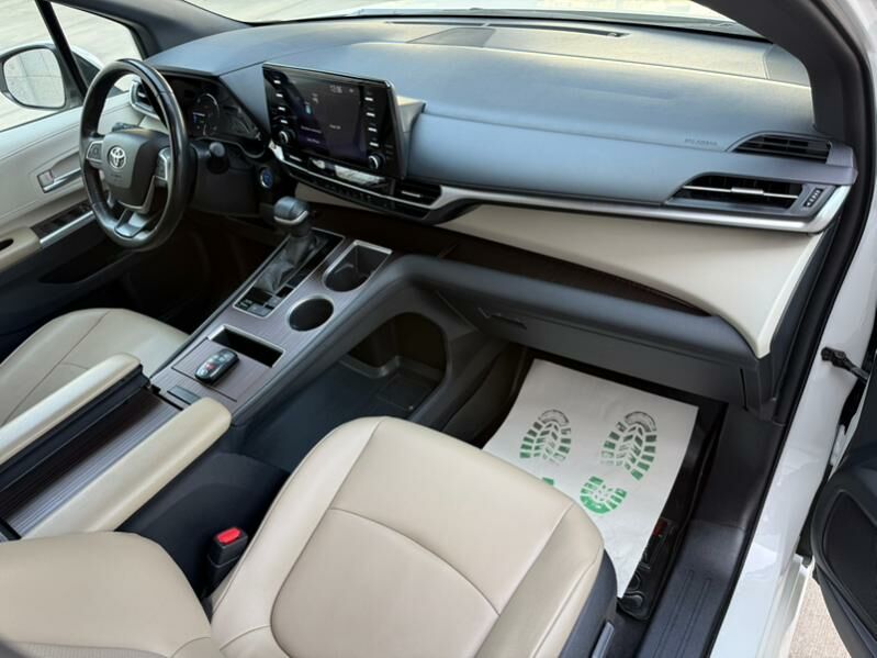 Toyota Sienna 2021 - 540 000 TMT - Aşgabat - img 6