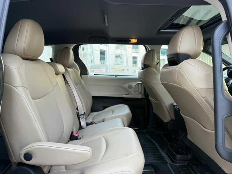 Toyota Sienna 2021 - 540 000 TMT - Aşgabat - img 7