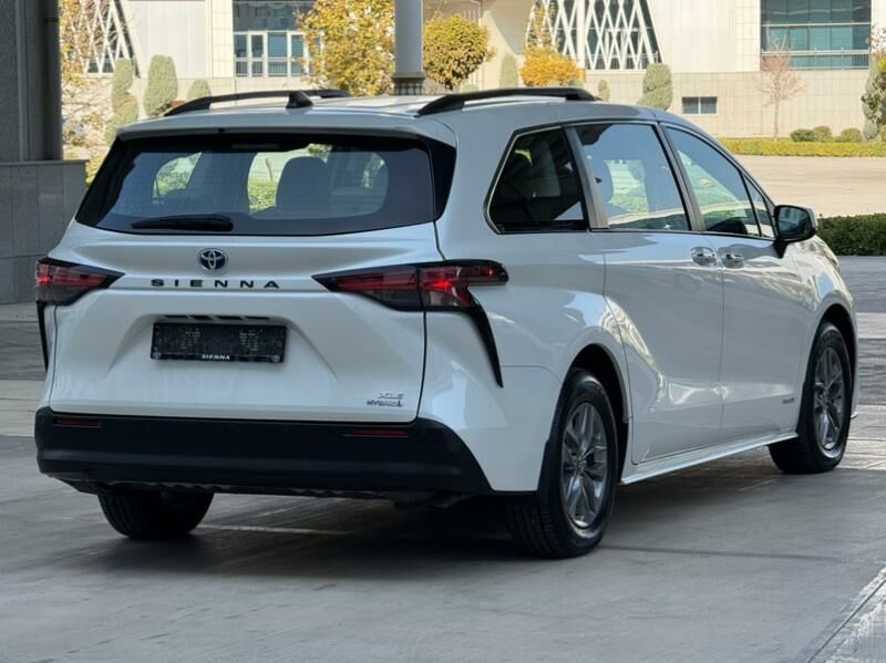 Toyota Sienna 2021 - 540 000 TMT - Aşgabat - img 5