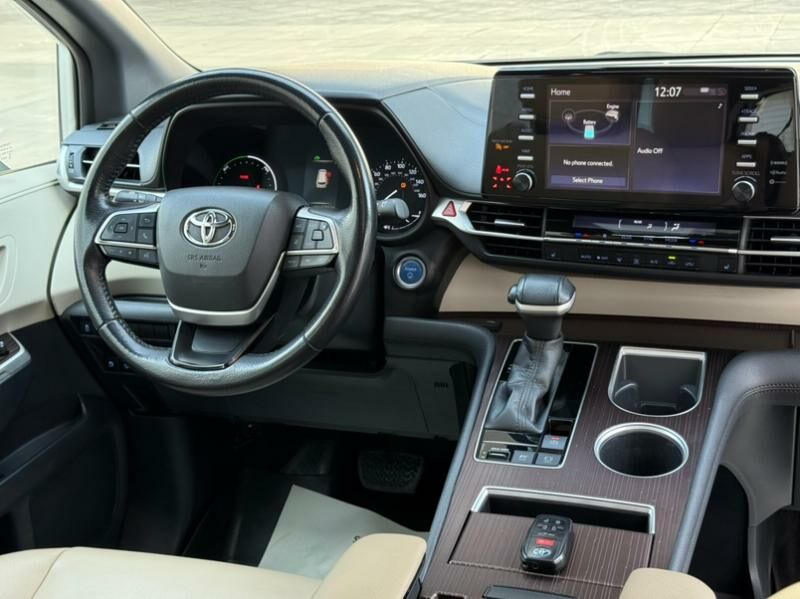 Toyota Sienna 2021 - 540 000 TMT - Aşgabat - img 8