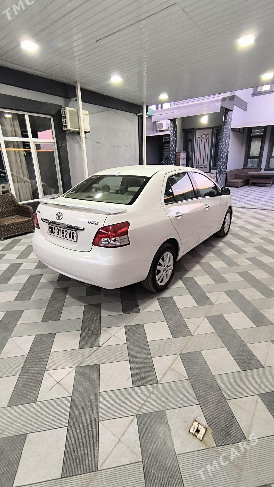 Toyota Yaris 2010 - 152 000 TMT - Aşgabat - img 4