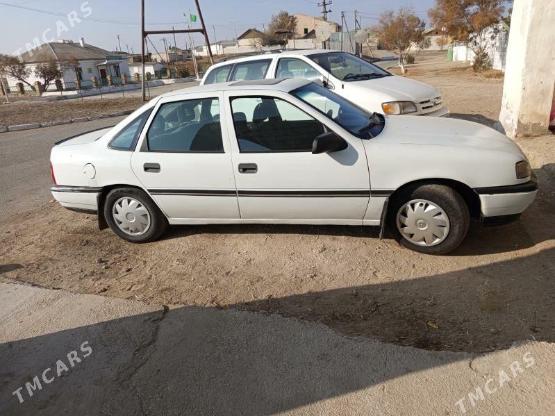 Opel Vectra 1989 - 35 000 TMT - Balkanabat - img 4