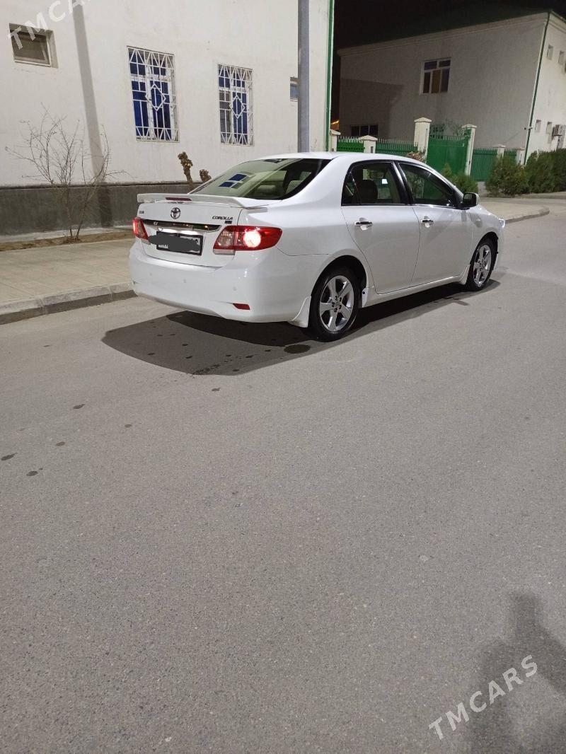 Toyota Corolla 2013 - 195 000 TMT - Ашхабад - img 3