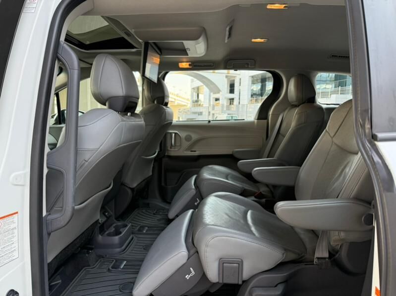 Toyota Sienna 2021 - 638 000 TMT - Ашхабад - img 8