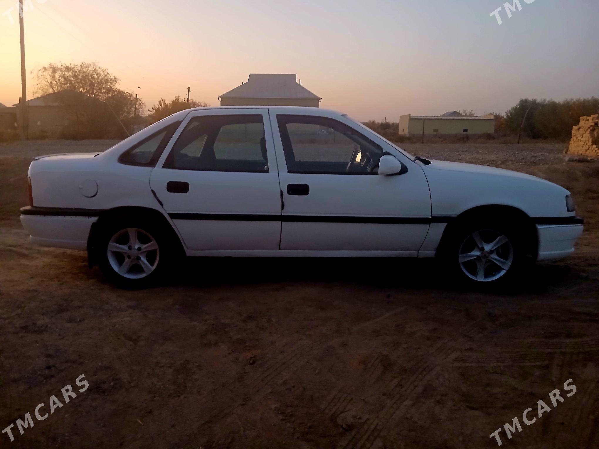 Opel Vectra 1995 - 35 000 TMT - Sakarçäge - img 4