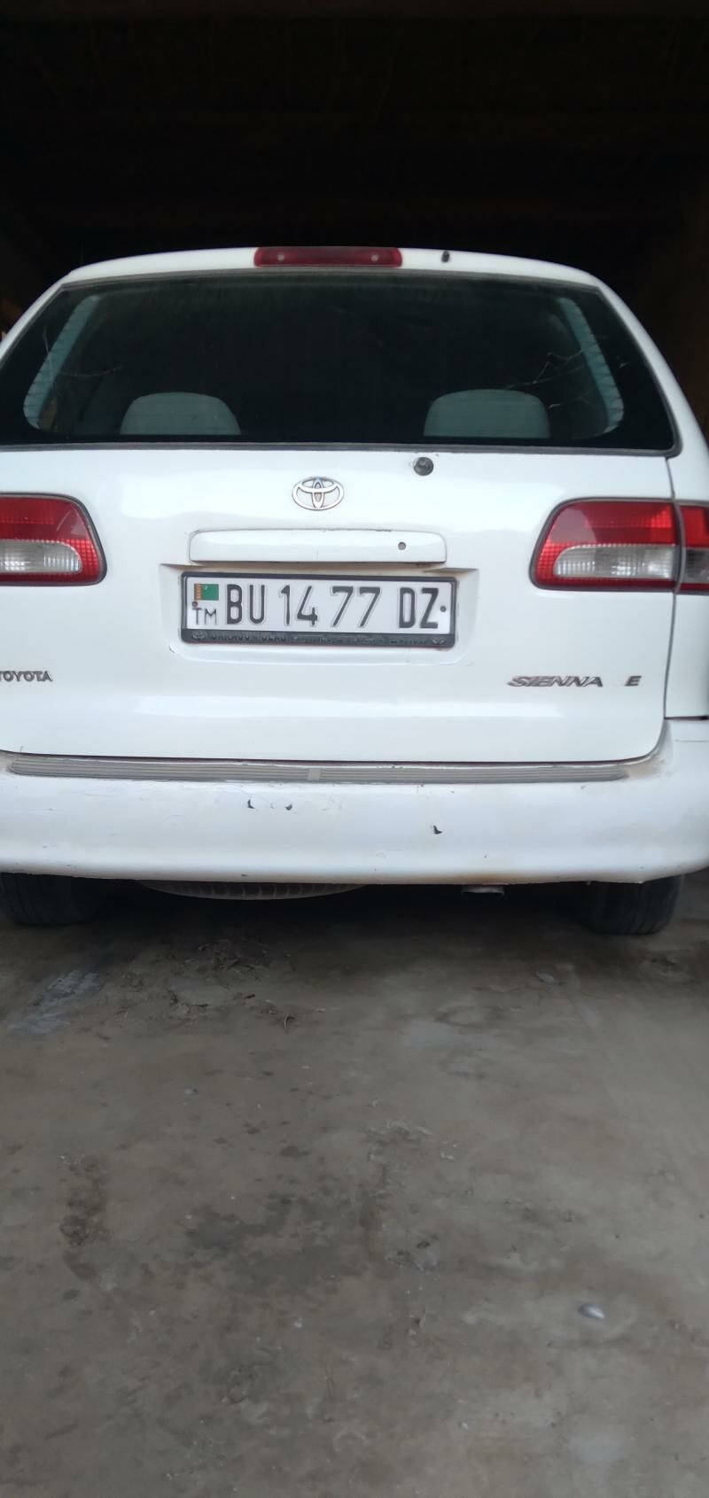 Toyota Sienna 2001 - 130 000 TMT - Гурбансолтан Едже - img 3