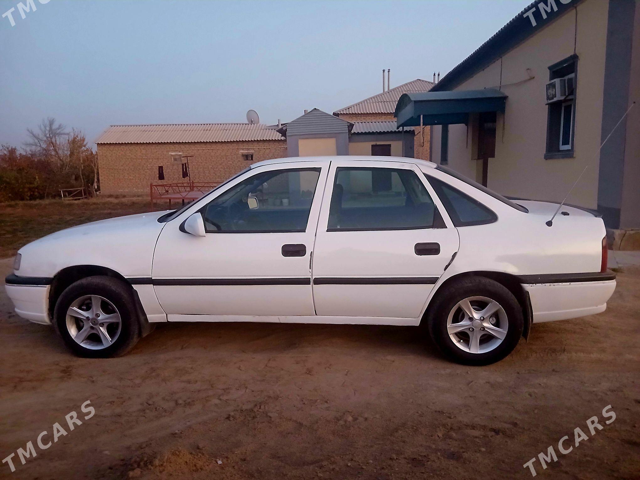 Opel Vectra 1995 - 35 000 TMT - Sakarçäge - img 5