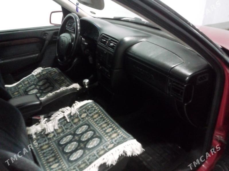 Opel Vectra 1993 - 55 000 TMT - Çärjew - img 3