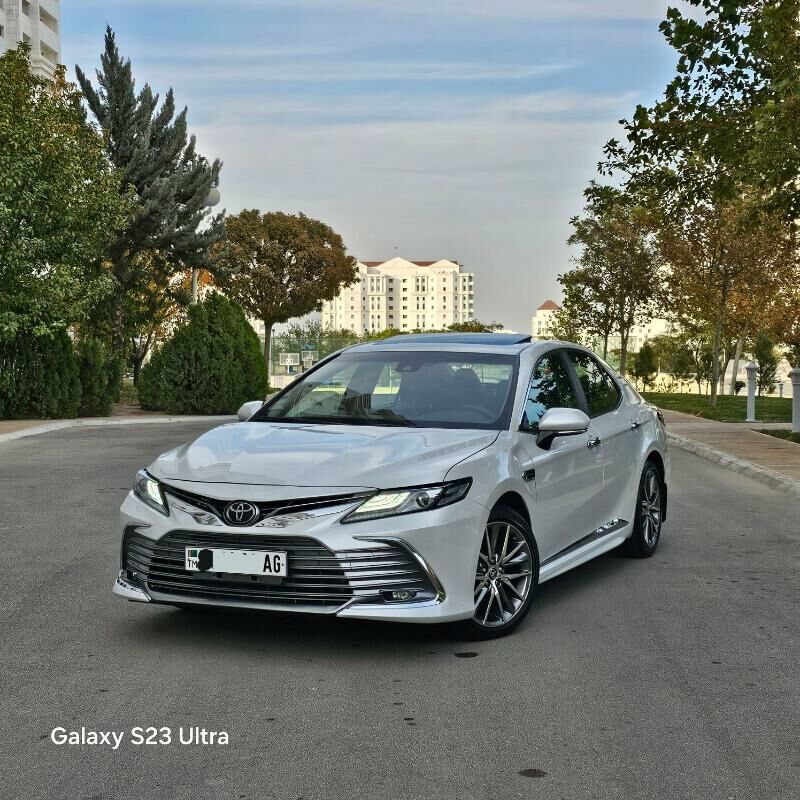 Toyota Camry 2021 - 340 000 TMT - Нефтегаз (ул. Андалиб-Юбилейная) - img 1