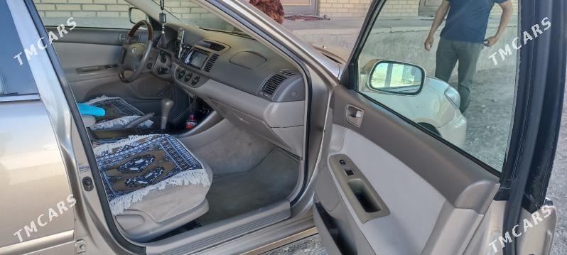 Toyota Camry 2002 - 160 000 TMT - Baýramaly - img 4