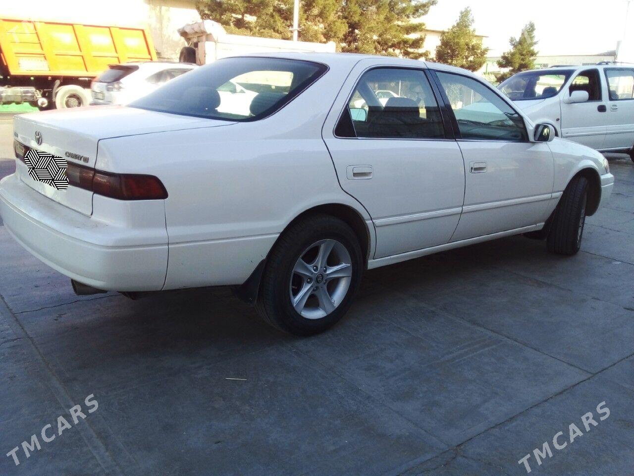 Toyota Camry 1998 - 140 000 TMT - Сакарчага - img 8