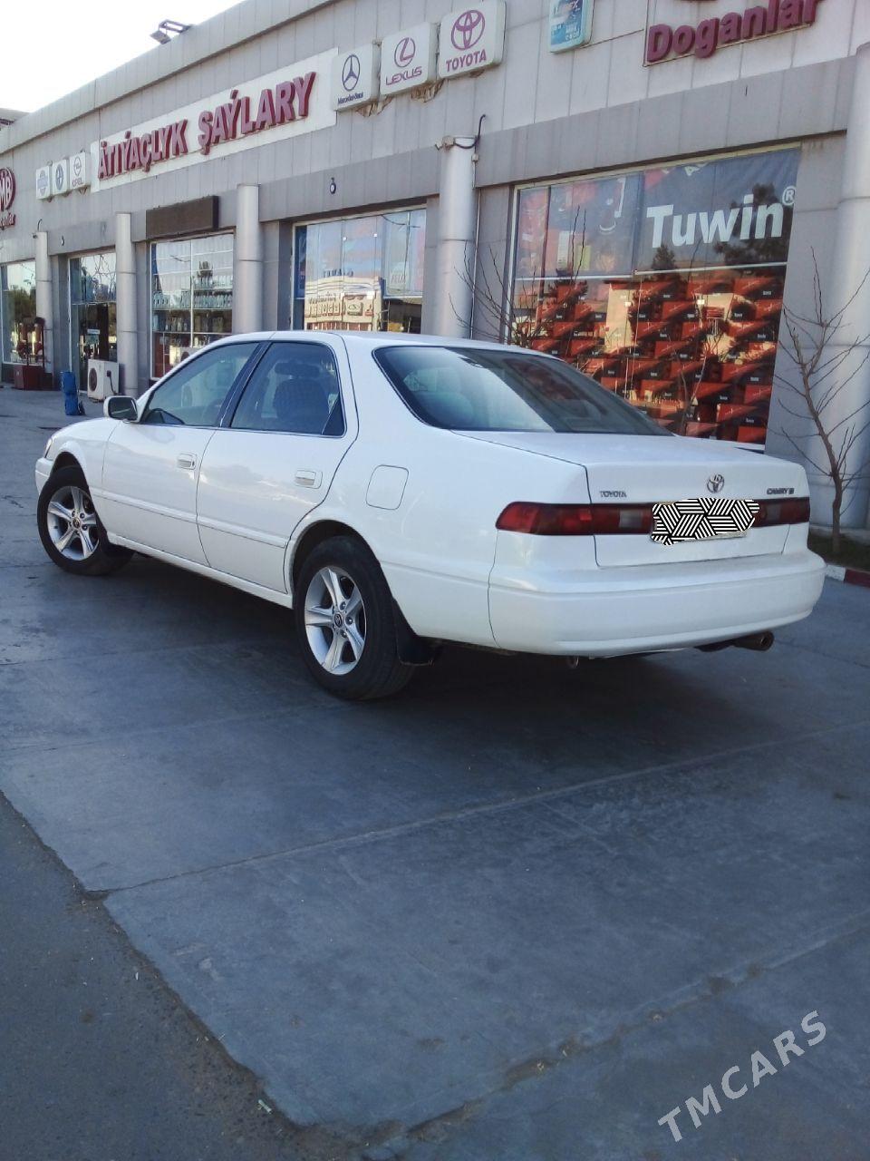 Toyota Camry 1998 - 140 000 TMT - Сакарчага - img 4