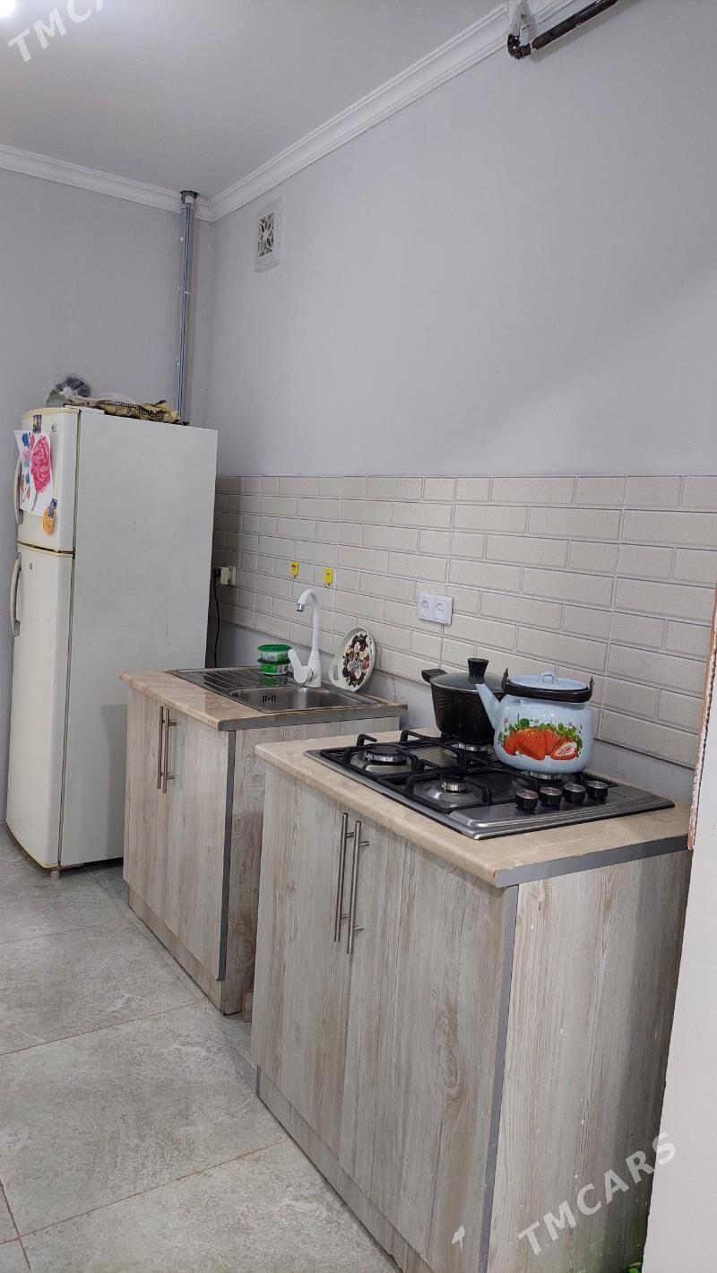 Продается квартира - Türkmenbaşy - img 4