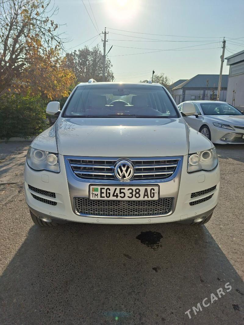 Volkswagen Touareg 2010 - 265 000 TMT - Хитровка - img 3