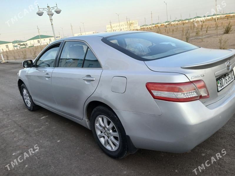Toyota Camry 2010 - 152 000 TMT - Кёнеургенч - img 7