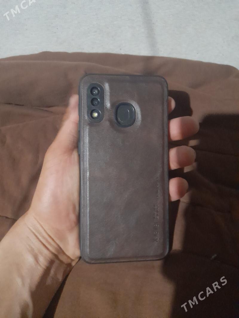 samsung a20 3.32 - Туркменабат - img 2