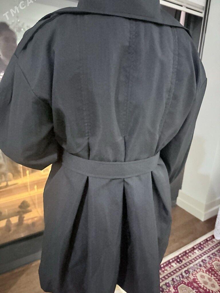 Gara plaş (Чёрный плащ) - ул. Туркменбаши шаёлы (Ленина) - img 3