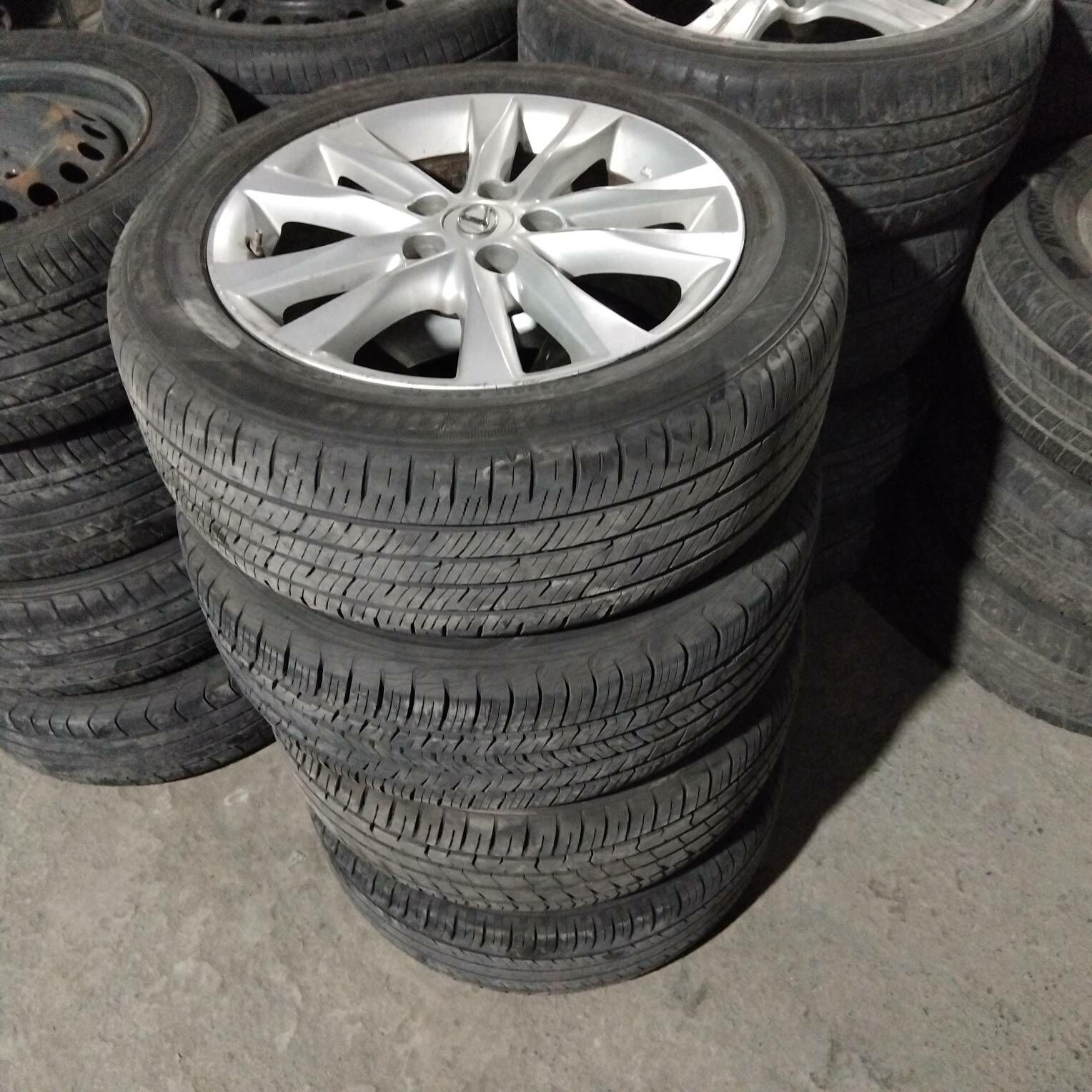 LEHUS ES 2012  RADNOY 17 LIK 7 000 TMT - Байрамали - img 3