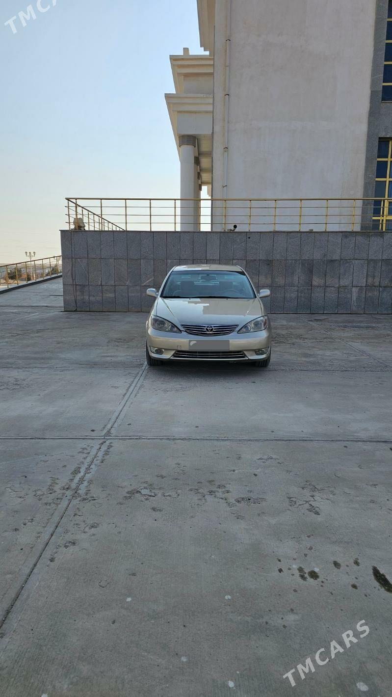 Toyota Camry 2004 - 150 000 TMT - Теджен - img 1