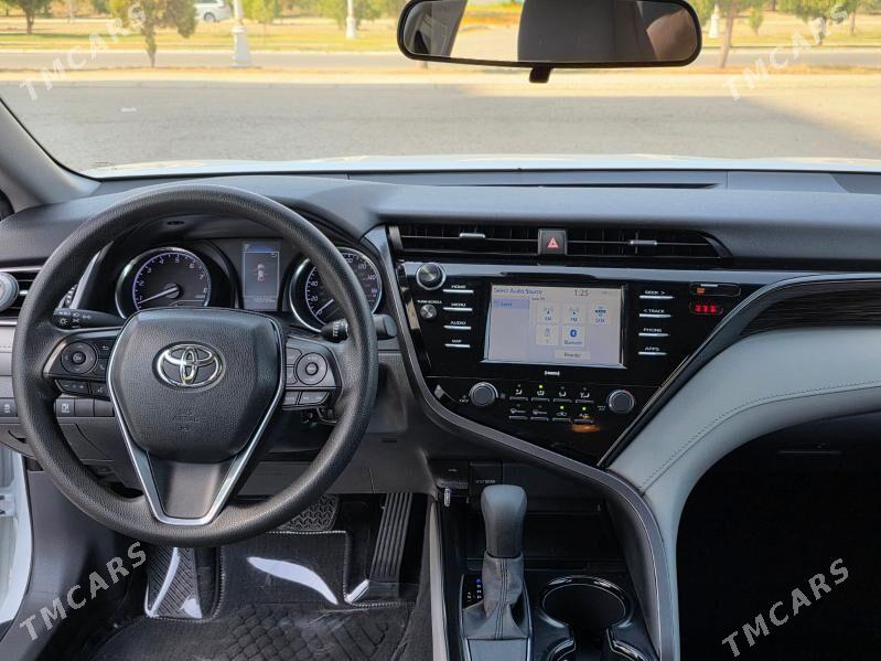 Toyota Camry 2020 - 300 000 TMT - Бедев - img 7