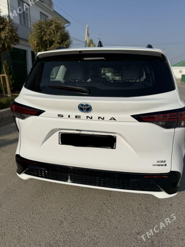 Toyota Sienna 2022 - 705 000 TMT - Ашхабад - img 2