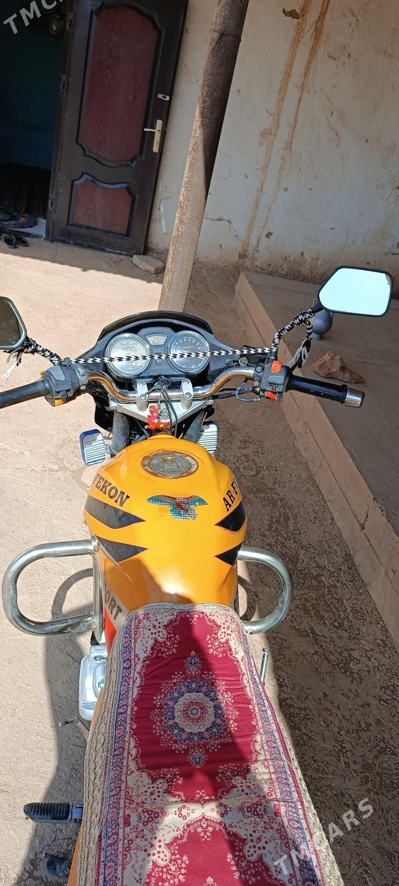 Fekon FK150-8G 2014 - 15 000 TMT - Койтендаг - img 3