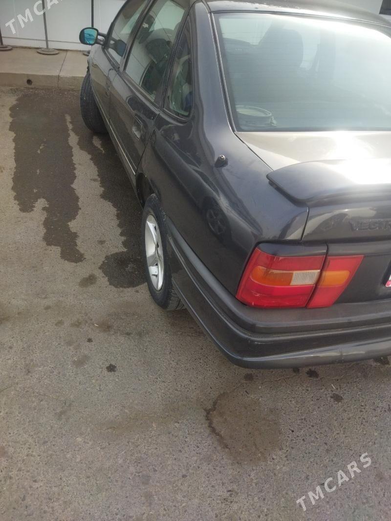 Opel Vectra 1993 - 32 000 TMT - Çärjew - img 2