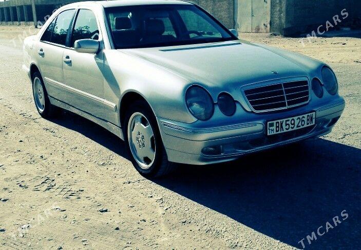 Mercedes-Benz E320 2001 - 89 000 TMT - Gumdag - img 1