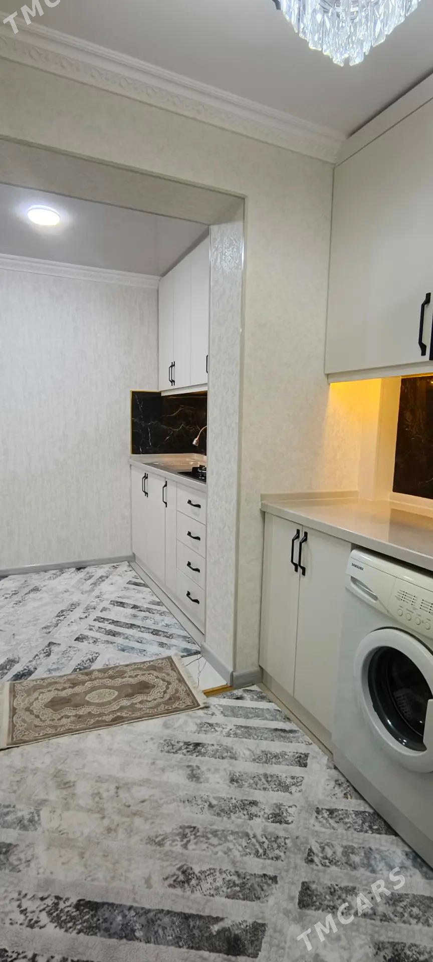 1 Mkr 2 KOMNAT 4/3 ETAŽY 2 KOM - 1 мкр - img 2