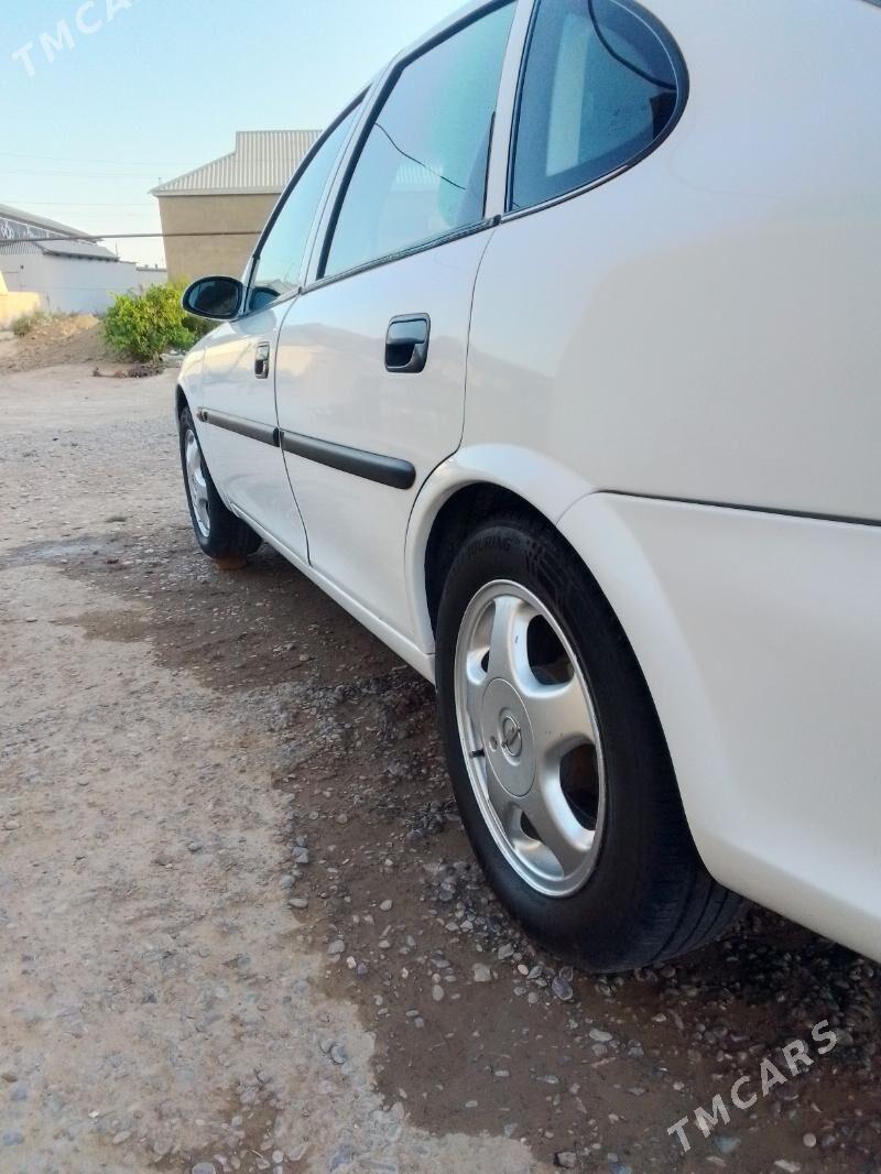 Opel Vectra 1998 - 55 000 TMT - Тагтабазар - img 2