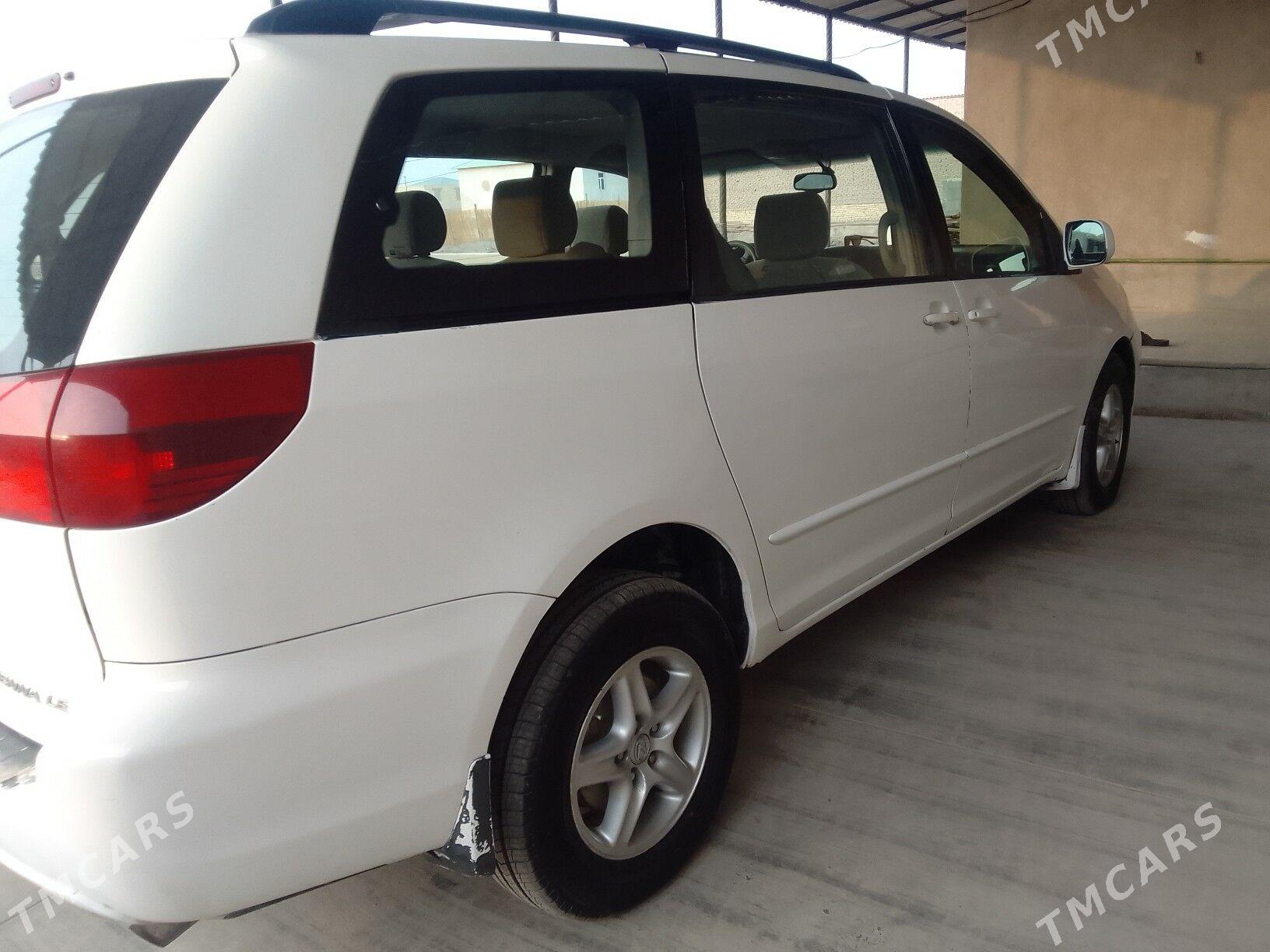 Toyota Sienna 2004 - 195 000 TMT - Дашогуз - img 3