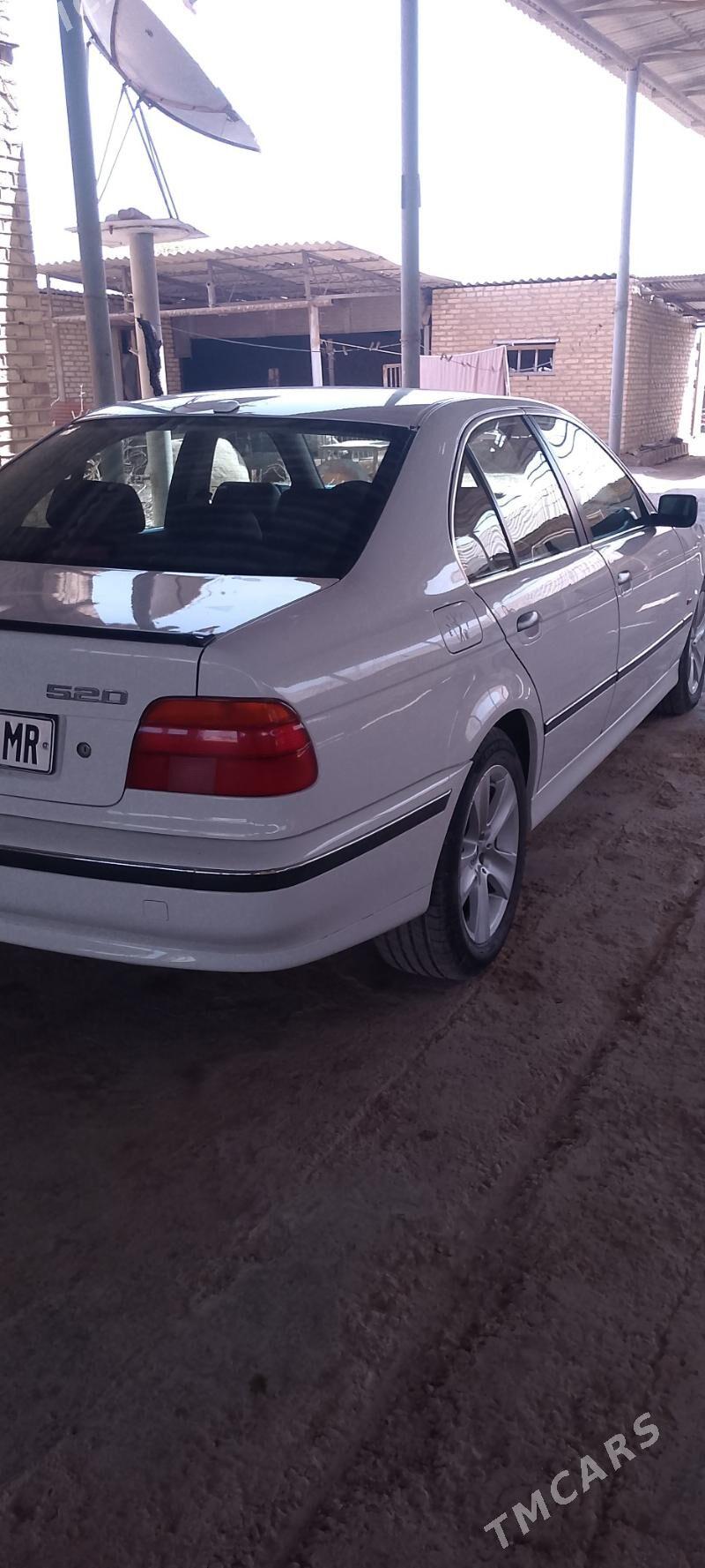 BMW E39 1996 - 95 000 TMT - Sakarçäge - img 4