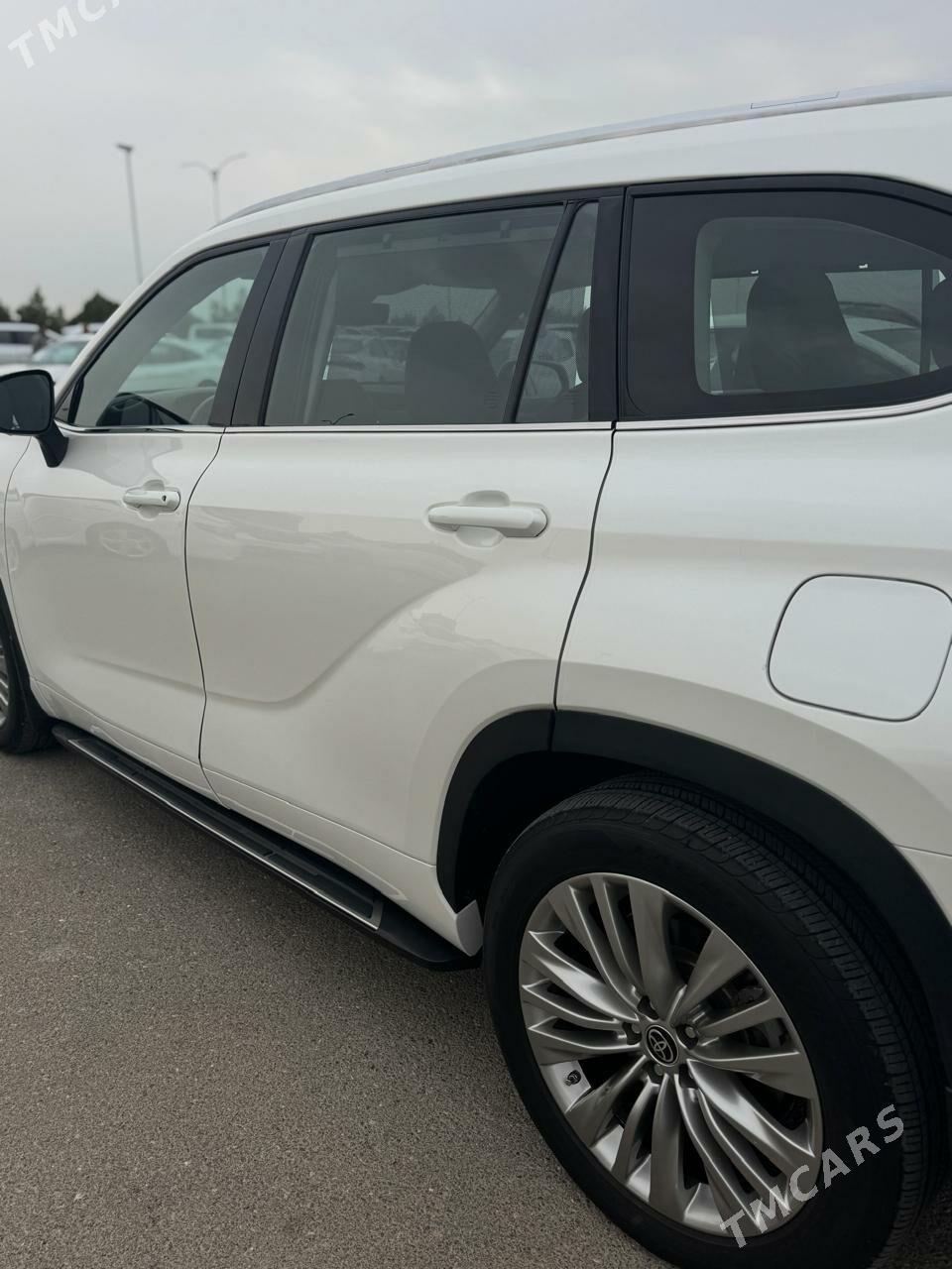 Toyota Highlander 2021 - 600 000 TMT - Ашхабад - img 5