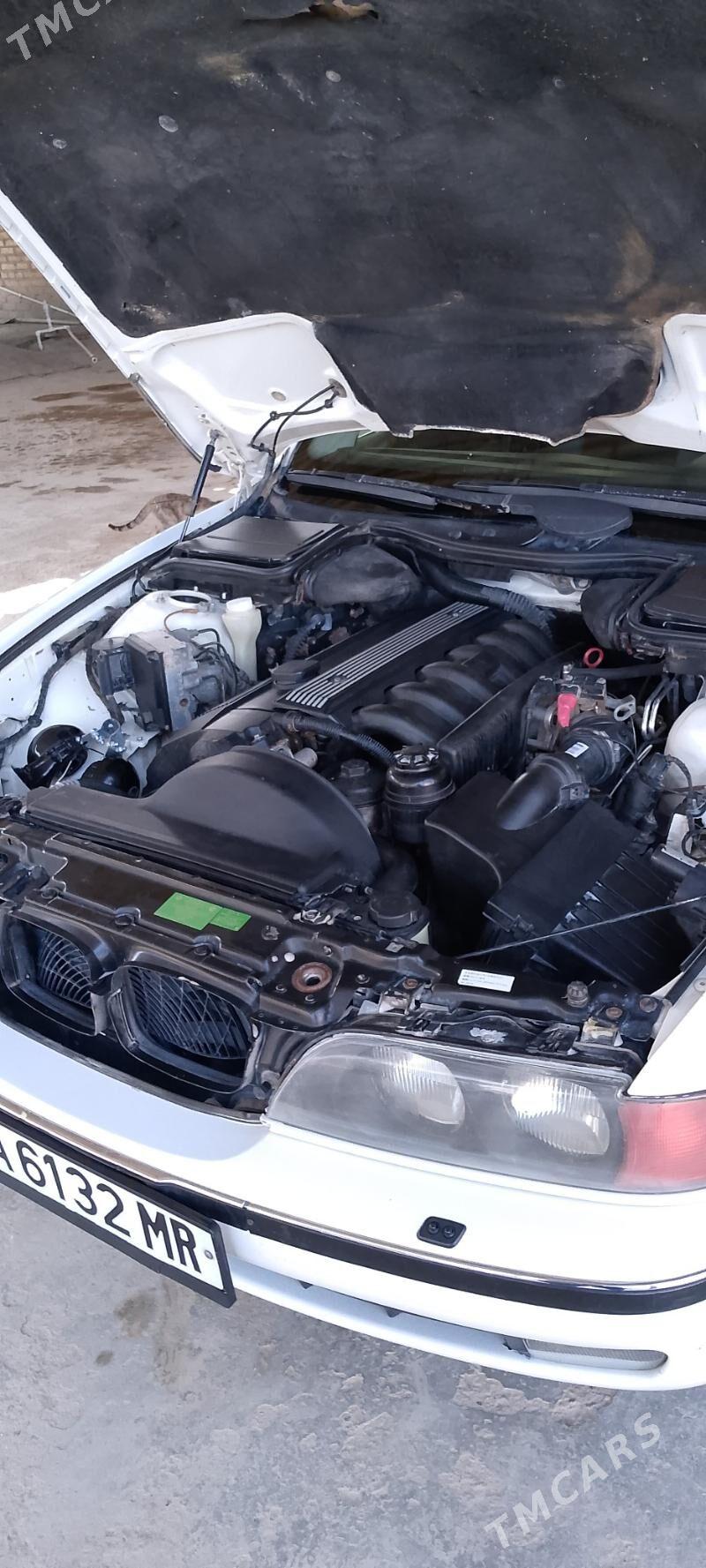 BMW E39 1996 - 95 000 TMT - Sakarçäge - img 10