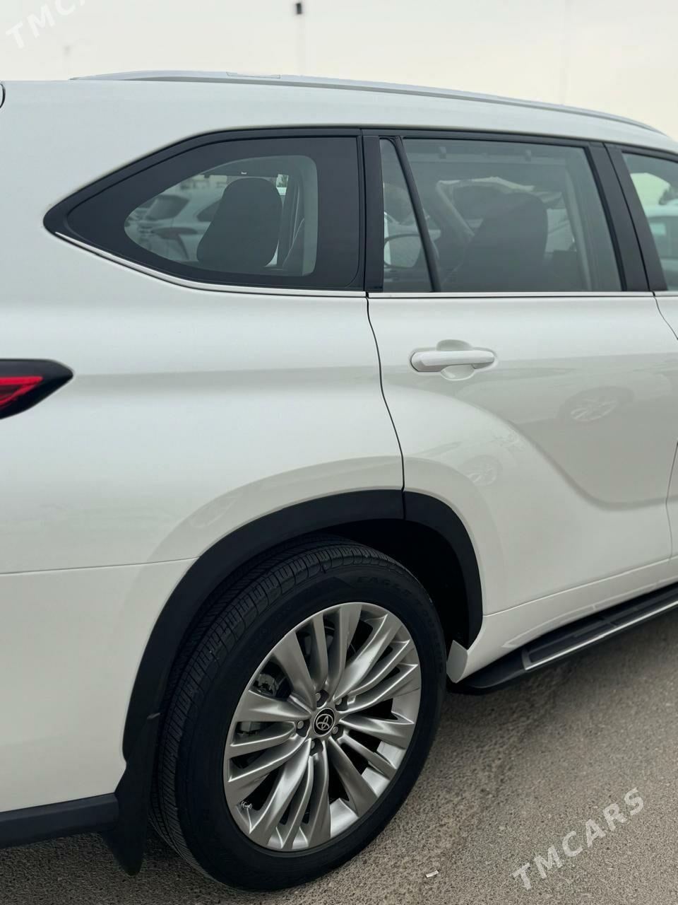 Toyota Highlander 2021 - 600 000 TMT - Ашхабад - img 6