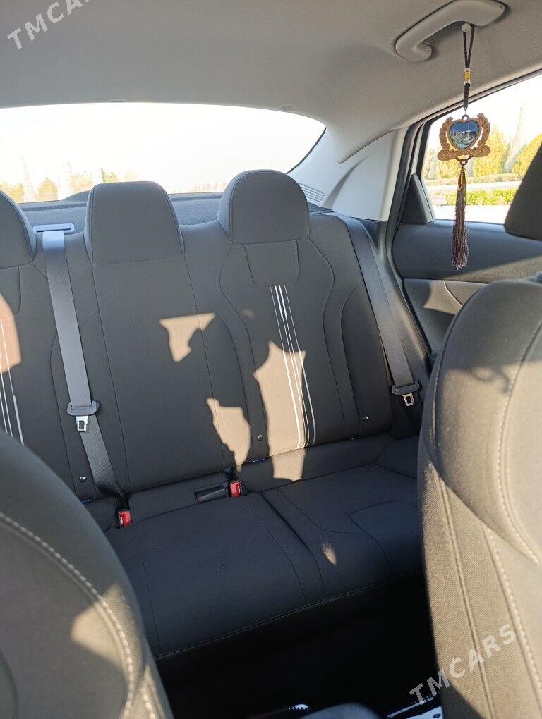 Hyundai Elantra 2021 - 240 000 TMT - Бекреве - img 1