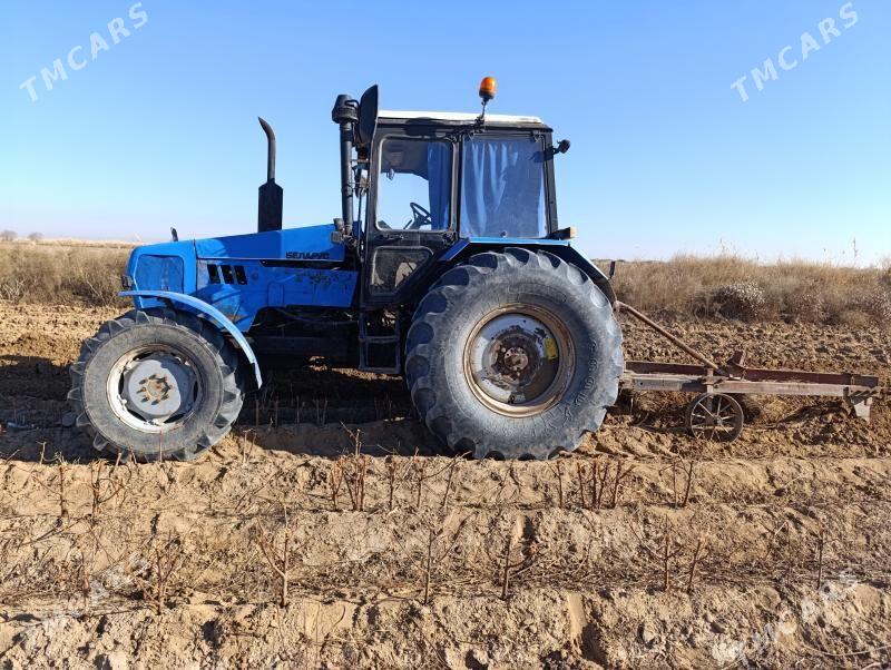 Belarus 320 2007 - 140 000 TMT - Бабадайхан - img 1