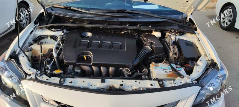 Toyota Corolla 2012 - 185 000 TMT - Дашогуз - img 4