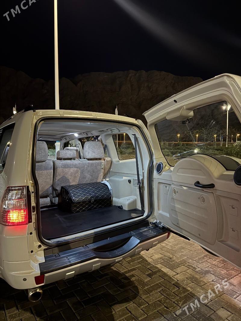 Mitsubishi Pajero 2011 - 260 000 TMT - Türkmenbaşy - img 5
