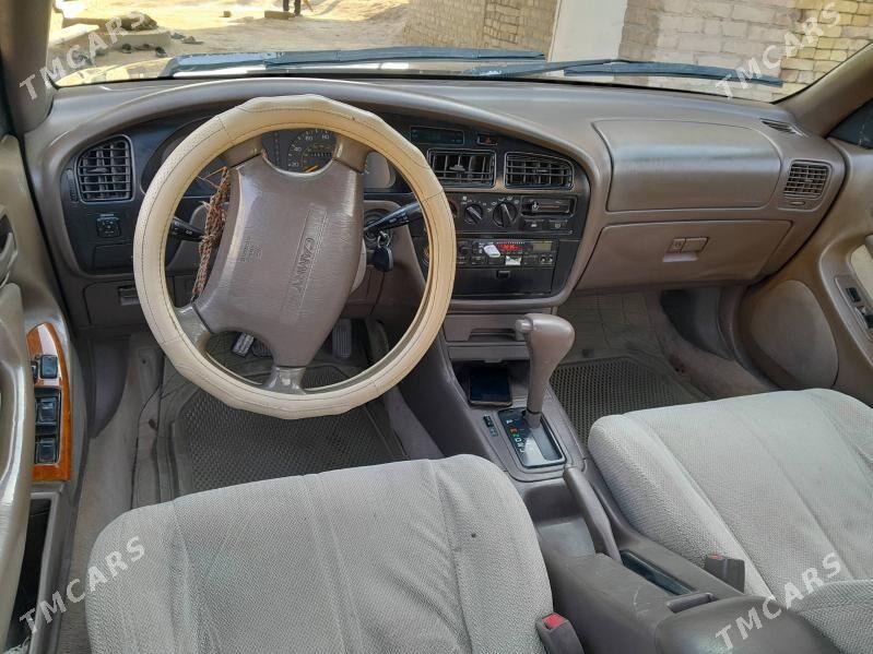 Toyota Camry 1994 - 96 000 TMT - Türkmenabat - img 2